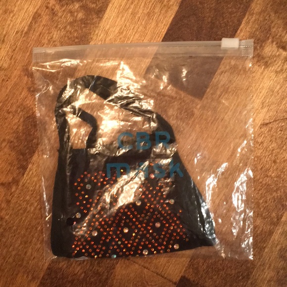 **LAST CHANCE! FREE! Gift w/ Purchase! NEW Black Face Mask w/ Orange Rhinestones - Picture 9 of 11